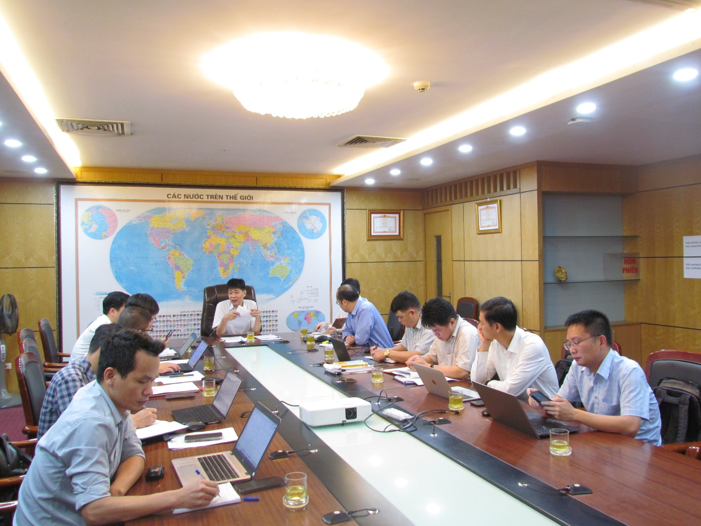 Cục Quản lý đất đai làm việc với Sở Nông nghiệp và Môi trường tỉnh Điện Biên về điều chỉnh chỉ tiêu sử dụng đất đến năm 2030