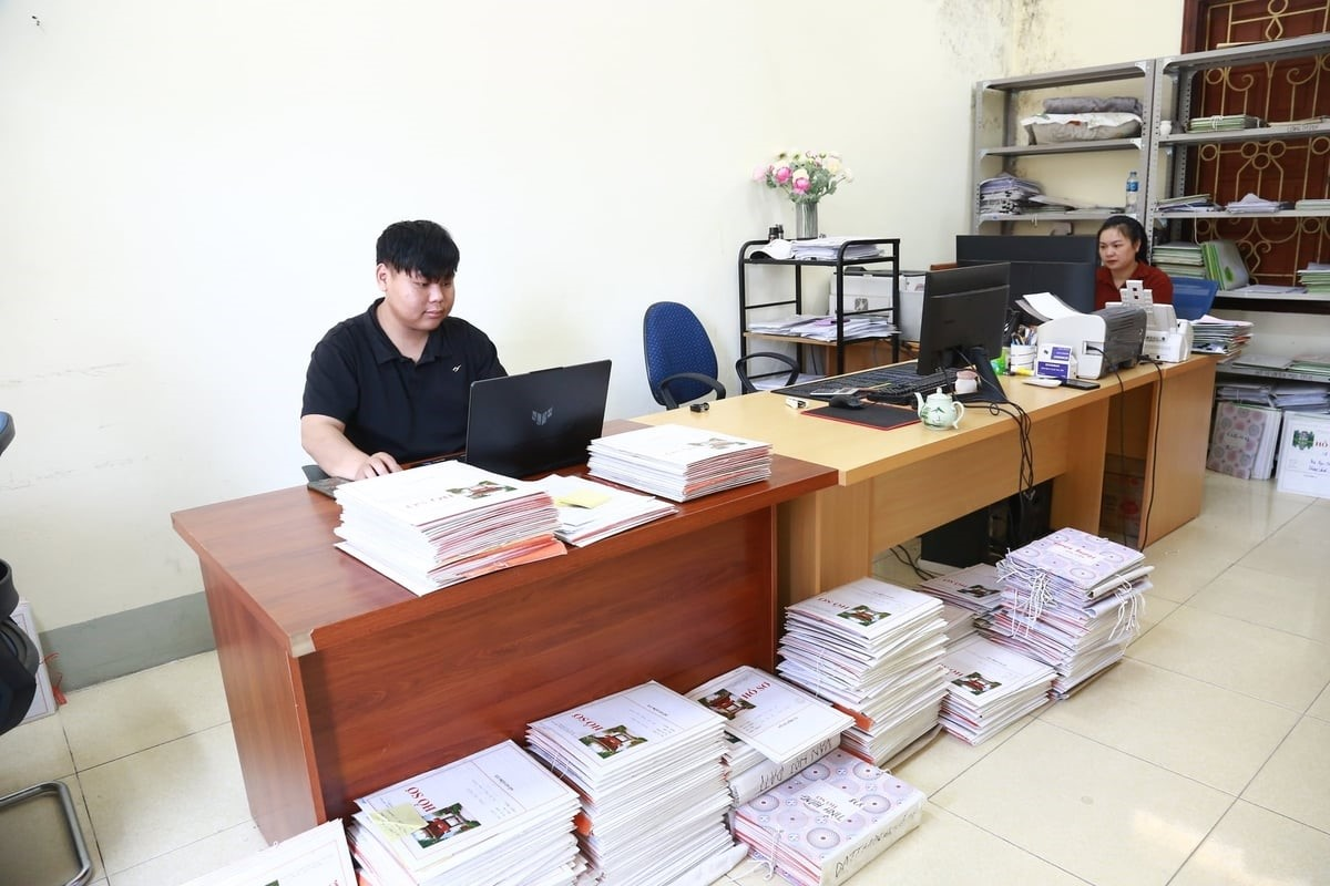 Ăn tranh thủ, ngủ khẩn trương' làm giàu, làm sạch dữ liệu đất đai