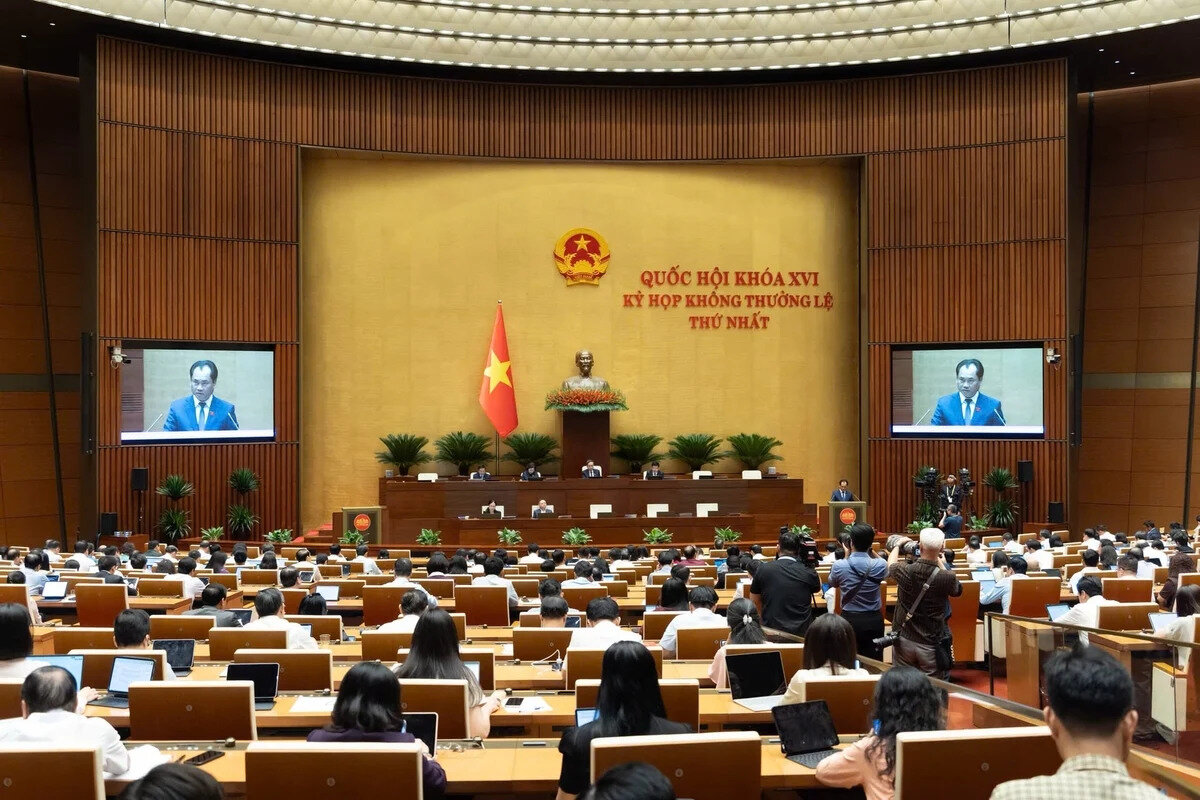 Sửa Luật Đất đai: Khơi thông nguồn lực, kiểm soát quyền lực, tái thiết cuộc sống người dân