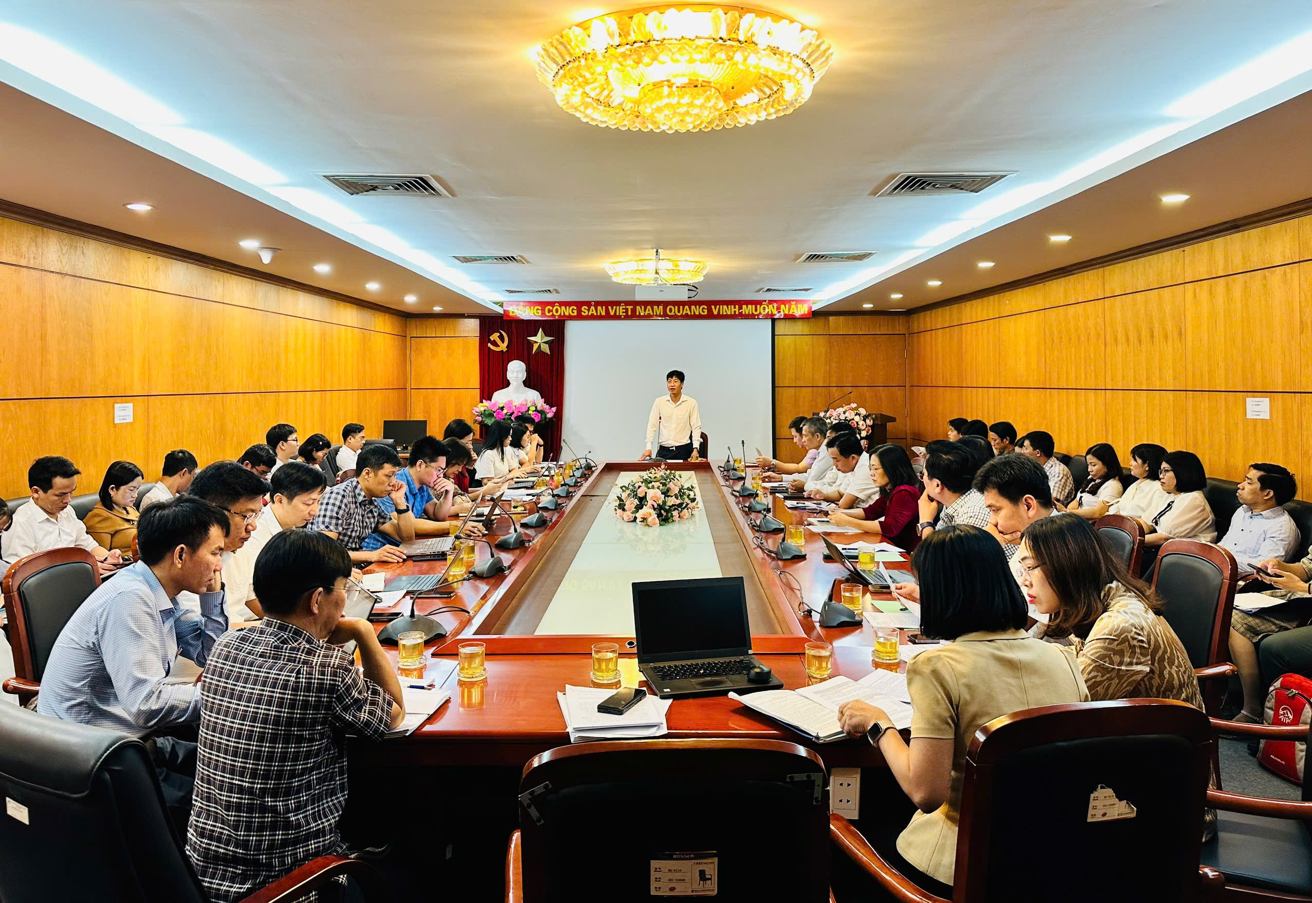 Cục Quy hoạch và Phát triển tài nguyên đất trao đổi chuyên môn cùng một số địa phương về việc xây dựng định mức kinh tế - kỹ thuật thuộc phạm vi quản lý đất đai